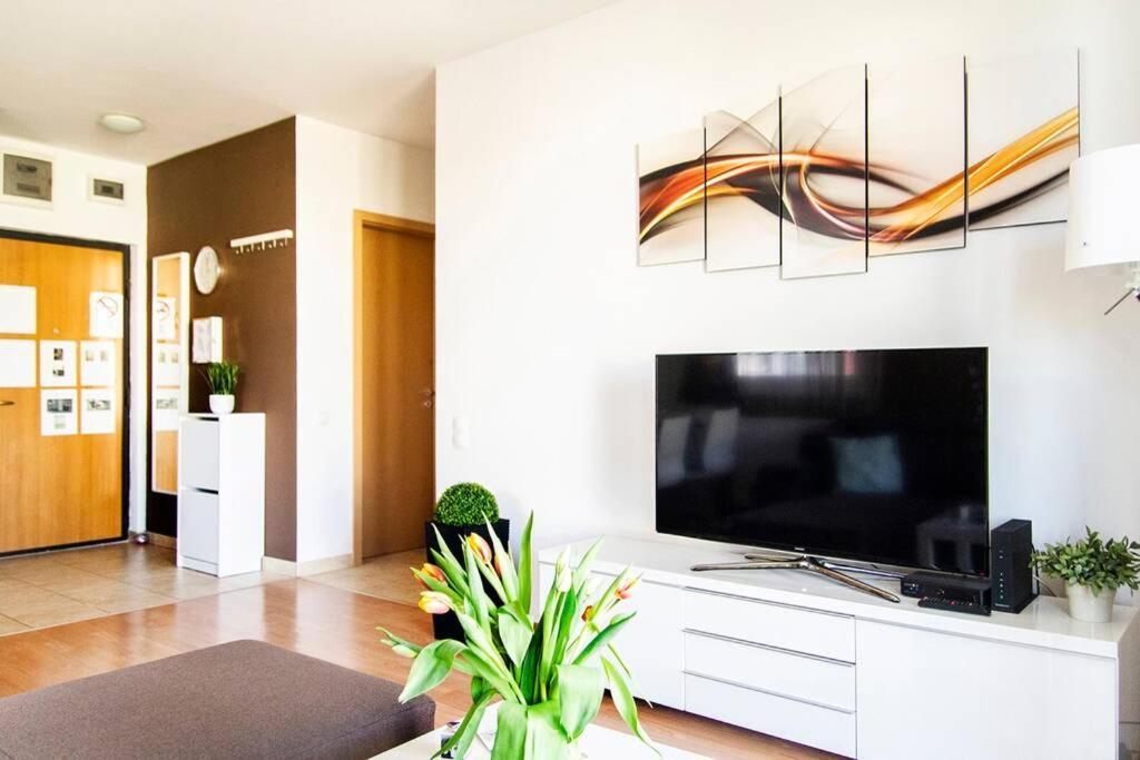 Vip Mini Resort,Private Parking & Balcony Budapest Eksteriør bilde