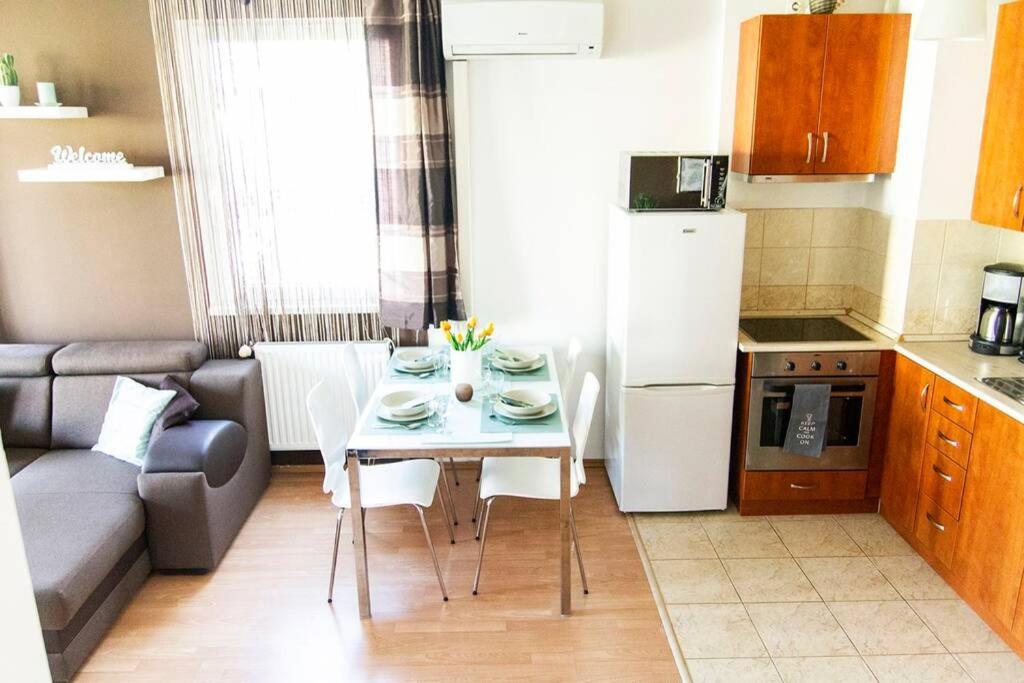 Vip Mini Resort,Private Parking & Balcony Budapest Eksteriør bilde